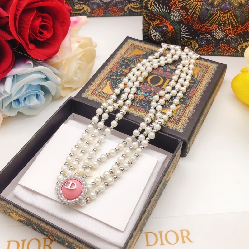 chr1st1an D10r necklaces